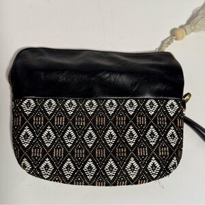 DV Wristlet